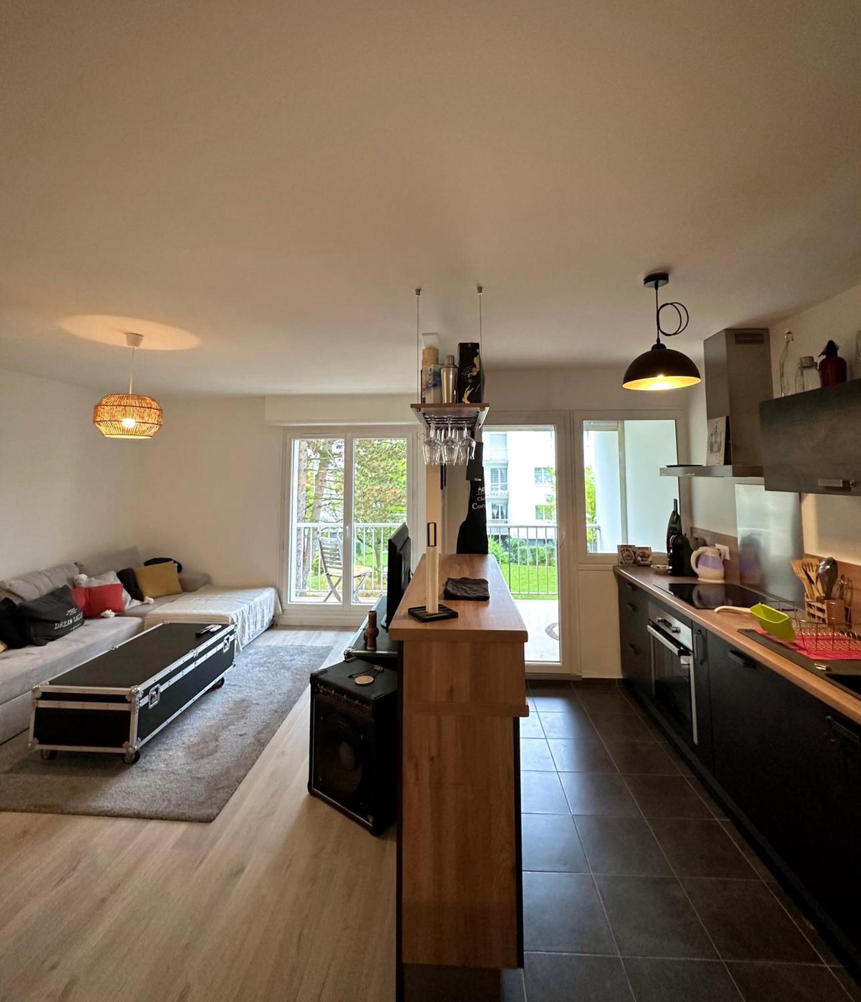 Apartamento Le Beau Hugo Mainvilliers  Exterior foto